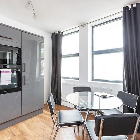 Manhattan Heights Apartment เมดสโตน ภายนอก รูปภาพ