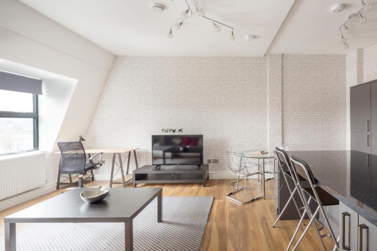 Manhattan Heights Apartment เมดสโตน ภายนอก รูปภาพ