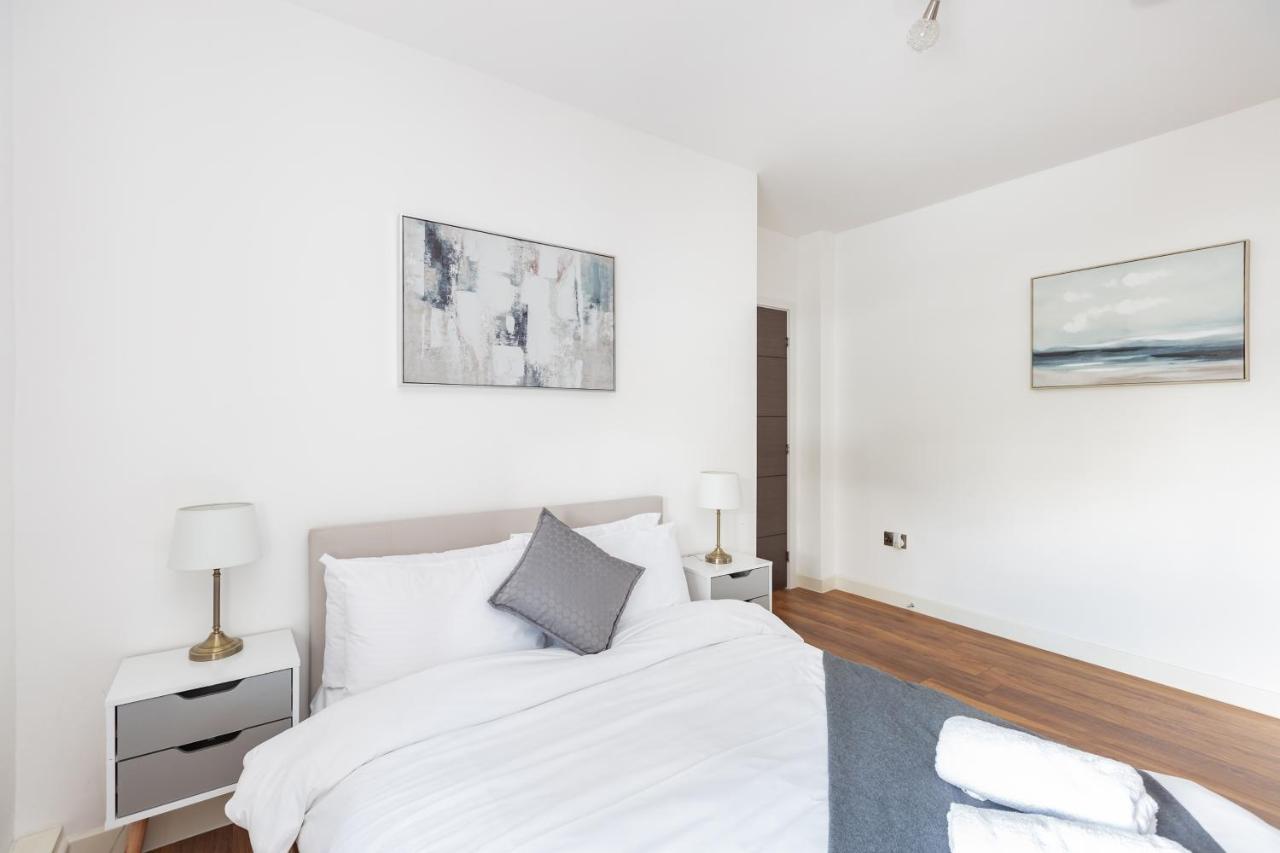 Manhattan Heights Apartment เมดสโตน ภายนอก รูปภาพ