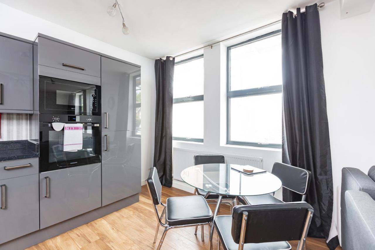 Manhattan Heights Apartment เมดสโตน ภายนอก รูปภาพ