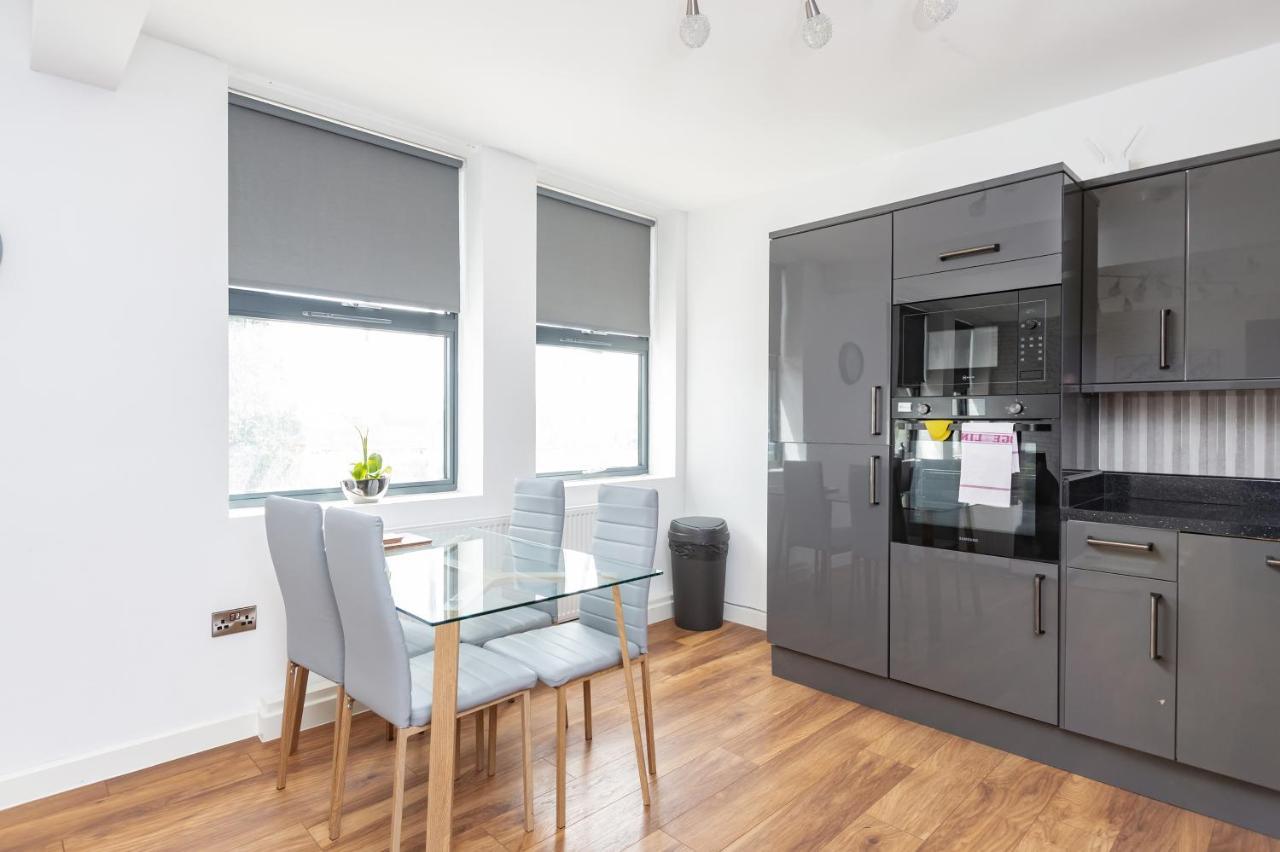 Manhattan Heights Apartment เมดสโตน ภายนอก รูปภาพ