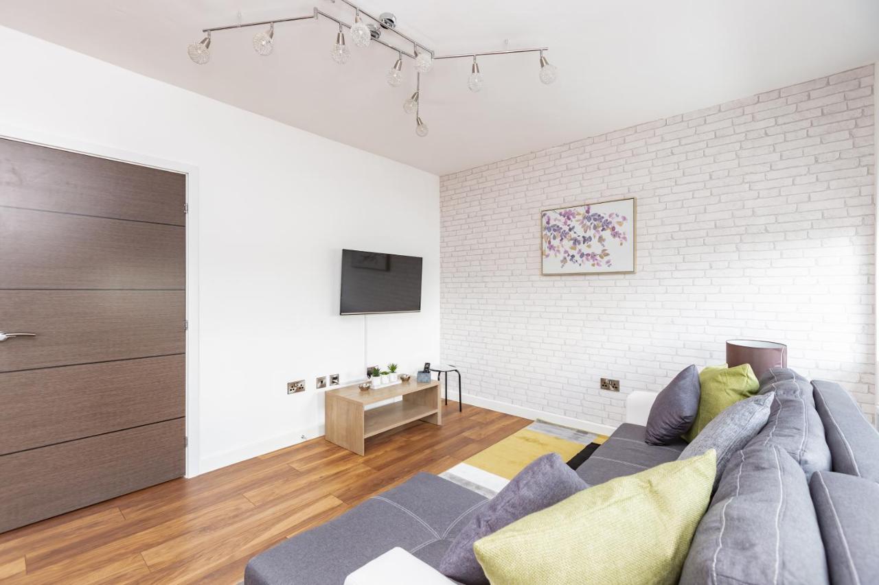 Manhattan Heights Apartment เมดสโตน ภายนอก รูปภาพ