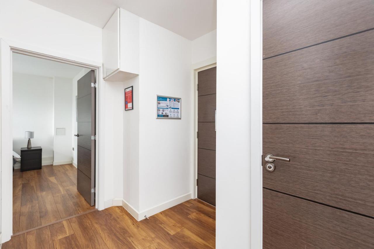 Manhattan Heights Apartment เมดสโตน ภายนอก รูปภาพ