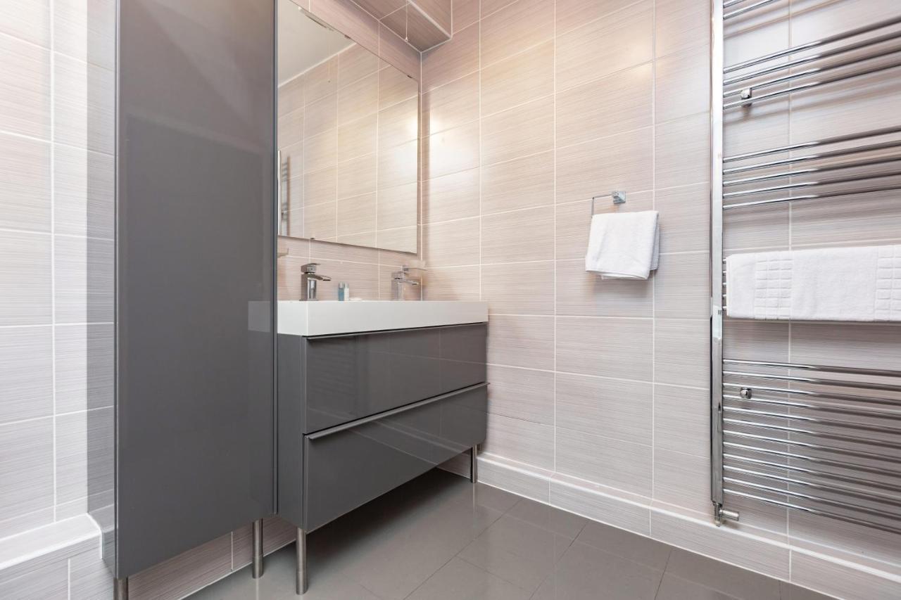 Manhattan Heights Apartment เมดสโตน ภายนอก รูปภาพ